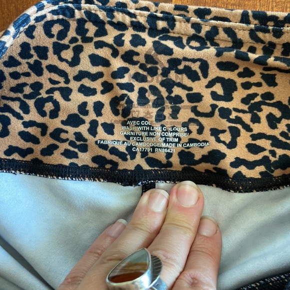 Leopard / Cheetah Print Spandex / Leggings - Picture 5 of 7